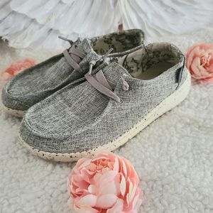 💗Great condition, Hey Dudes size 5!💗